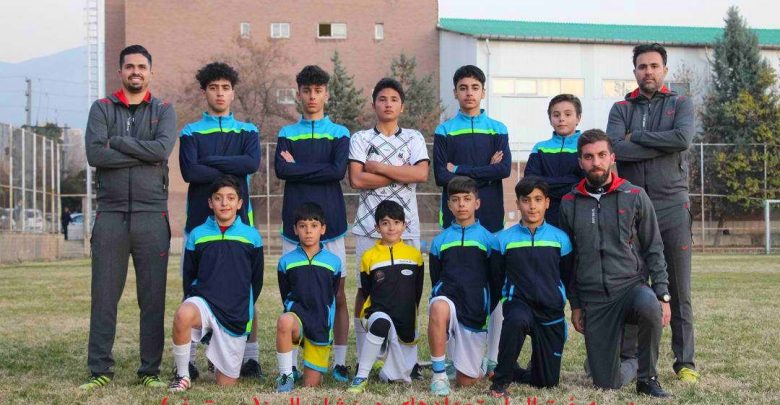 راهنمای کامل انتخاب بهترین مدرسه فوتبال برای کودکان و نوجوانان۱۴۰۴: از ویژگی‌های کلیدی تا نکات عملی